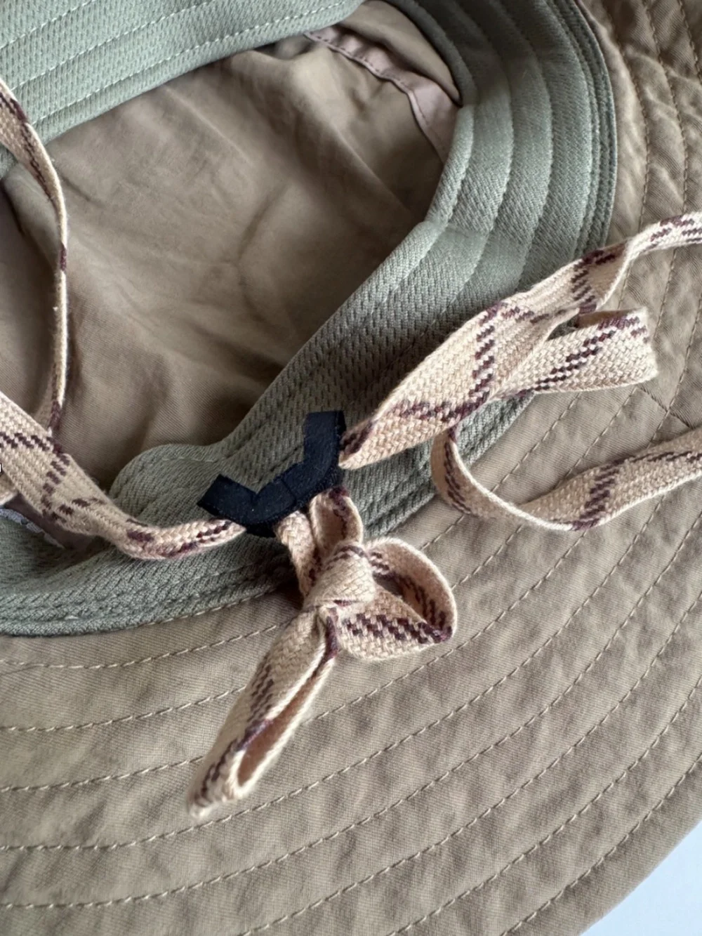 Patagonia Packable Tan Sun Bucket Hat Outdoors with Strap - Picture 8 of 8